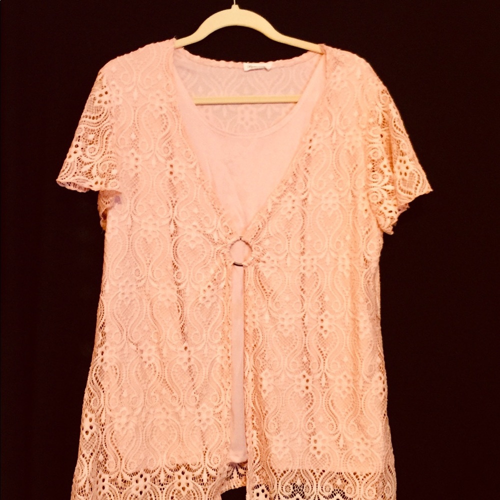 Brittany Black | Lace Short Sleeve Top
